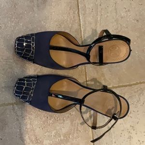 Metal Toe 110MM T-Strap Pump,navy, perfect black